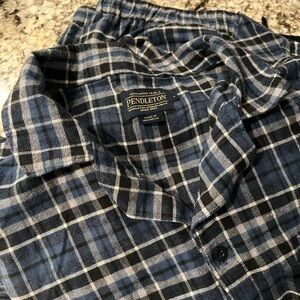 Pendleton size Large Plaid blue mens pj set like new